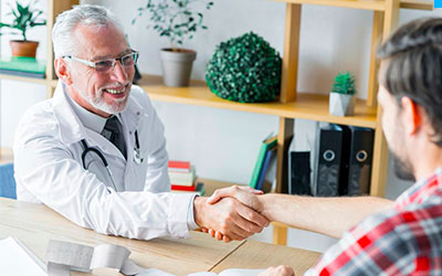 Капельница с препаратом вивитрол - Квинмед